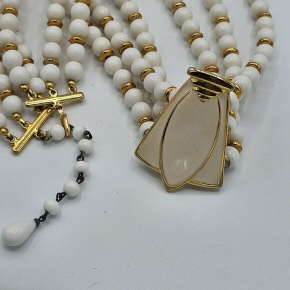 Vintage Multi-Strand White Gold Beaded Necklace Enamel Beige Statement Pendant - Picture 2 of 3